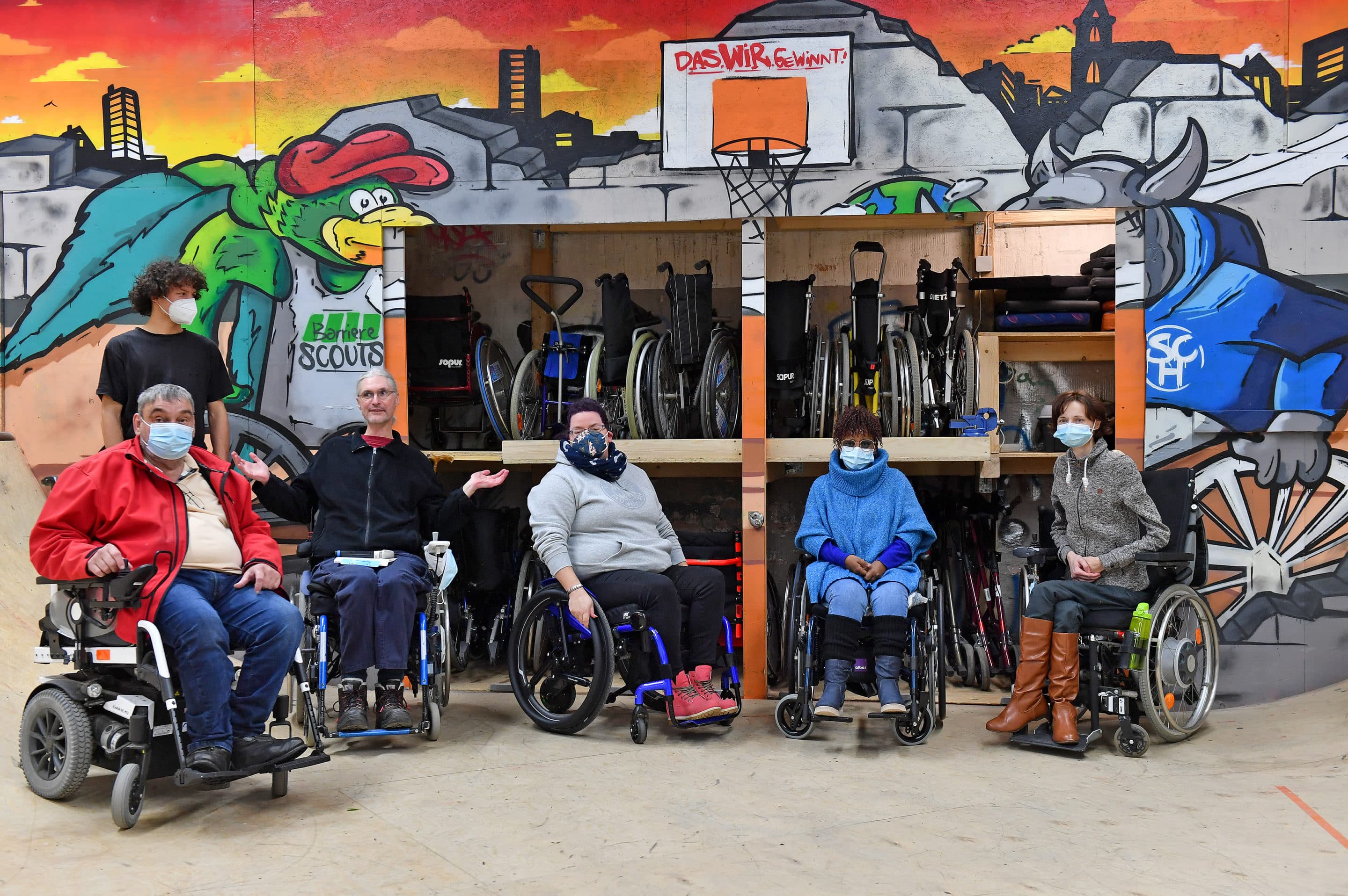 Die Rollstuhl-Basis in der Funsporthalle